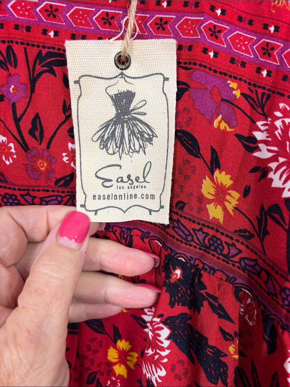 Easel The Perfect Escape Womens Tunic L Red White Floral Babydoll 1/2 Sleeve NWT - Picture 2 of 11
